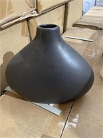 42 FBA Imports Porcelain Vase