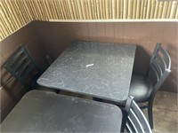Small Table w/2 chairs