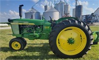 JD 1010 TRACTOR WITH TRICYCLE FRONTEND &