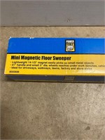 Mini magnetic floor sweep. Unused