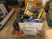 Battery charger / maintainers