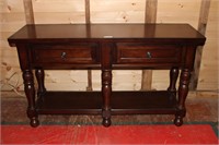 Buffet table with 2 drawers