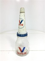 Valvoline Tin Pourer & Cap on Printed Pint Bottle