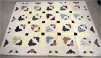 BUTTERFLY & FLORAL QUILT