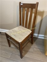 Very solid oak straight chair