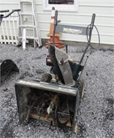 Yard Machine 22" 5HP Snowblower