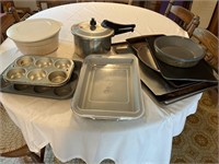 Miscellaneous baking pans, pressure cooker