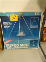 Tri-Pod Grill and Lantern Hanger