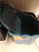 Plastic Tote w/Cover