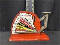 Vintage Jiffy Way Egg Scale