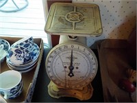 Vintage Universal scale KITCHEN