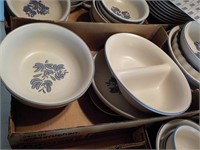 Pfaltzgraff 4 bowls, 1 div. dish KITCHEN