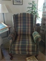 Reclining wing back chair LR