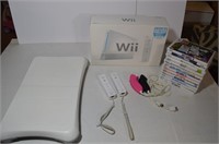 Wii Gaming System w Games, Fit Board, Controllers