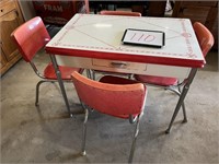 Enamel Top Table w/ chairs