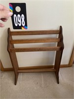 Quilt Rack 25"x30"