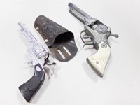 Toy Guns, one labeled Texan (2)