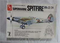 AMT Spitfire MK 22/24 airplane model kit