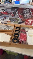 Monogram Revell 1:8 Model "Big T" Car