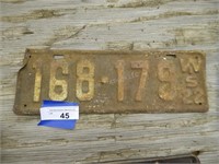 1922 Wis license plate