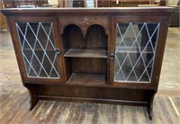 Buffet top with lead glass