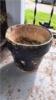 12 inch tile planter, has damage