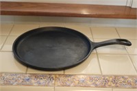 Cast Iron Cracker Barrel 10.5" Griddle/Skillet