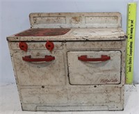Liitle Lady Tin Toy Stove