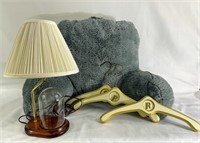 Hummel lamp (18 in.), pillow, hangers,