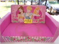 PRINCESS COUCH/BED