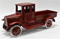 T-Reproduction Buddy L IH Red Baby Express Truck