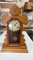 Vintage oak mantle clock 22 inches