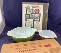 Wok & Pr Of Pyrex Bowls & 3 Plaques To Complete