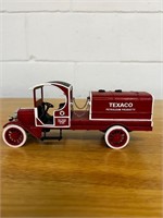 Texaco 1919 GMC Tanker Truck Collector Series 17