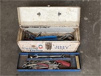 United Delco metal toolbox and contents