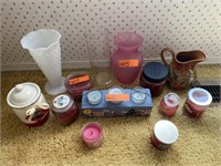Lot of glass vases and candles (13)