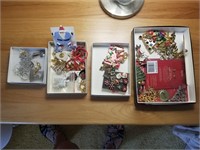 Holiday Jewelry and Pen Lot. In boxes.