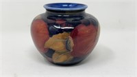 c 1920 Wlm Moorcroft M55 Pomegranate Vase