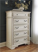 Ashley Realyn Chest of Drawers