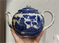 Vintage Blue Willow Ceramic Tea Pot Kettle
