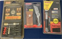 3 Craftsman pcs utility knife, flashlight &