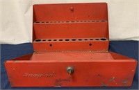 Snap-on wall hanging tool caddy w/key