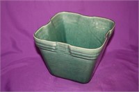 Pottery planter USA 447