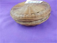 5.5" dia. Covered basket