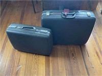2 Pcs of American Tourister Luggage