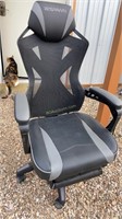 RESPAWN CoolBack Office Chair w/Footrest