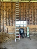 Approx. 30' Extension Ladder