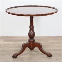 Chippendale Style Pie Crust Tilt Top Table