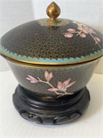 VINTAGE CHINESE FLORAL CLOISONNÉ ENAMELED COVERED