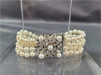 14K White Gold, Pearl, and Diamond Bracelet